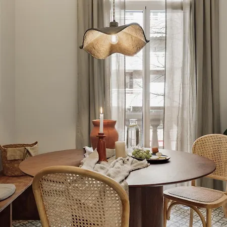 Apartment Niria - 2 Bedrooms And Balcony In Eixample Esquerra Barcelona