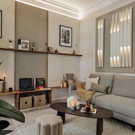 Niria - 2 Bedrooms And Balcony In Eixample Esquerra *