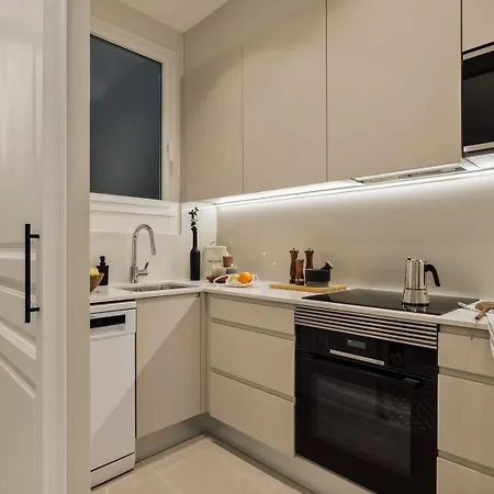 Niria - 2 Bedrooms And Balcony In Eixample Esquerra Apartment *