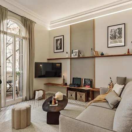 Apartment Niria - 2 Bedrooms And Balcony In Eixample Esquerra